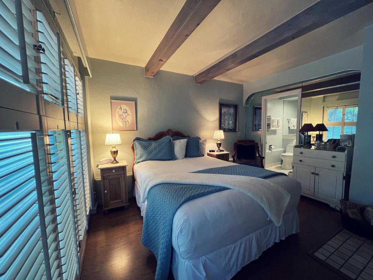 Carmel Garden Inn Zewnętrze zdjęcie