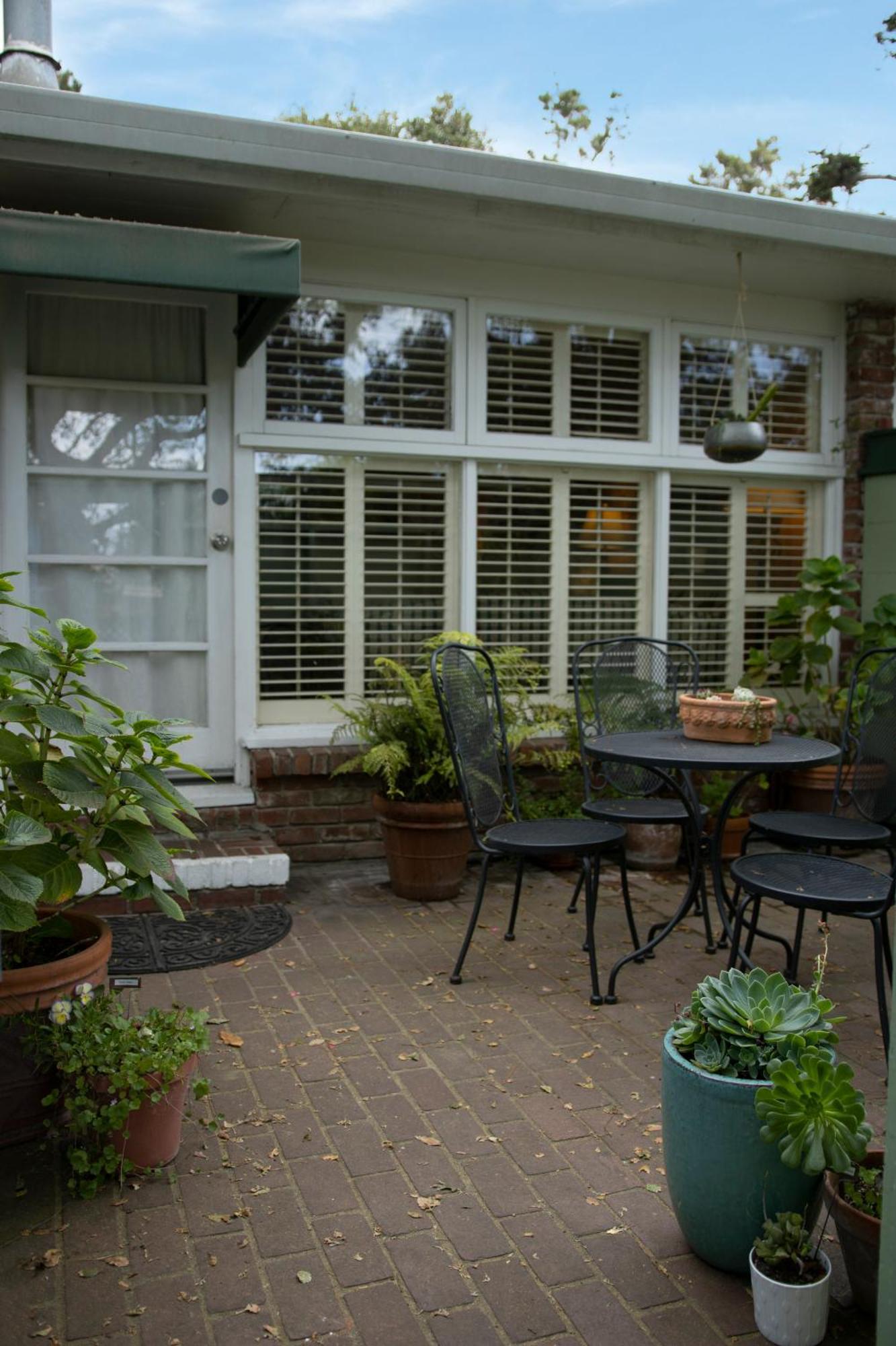 Carmel Garden Inn Zewnętrze zdjęcie