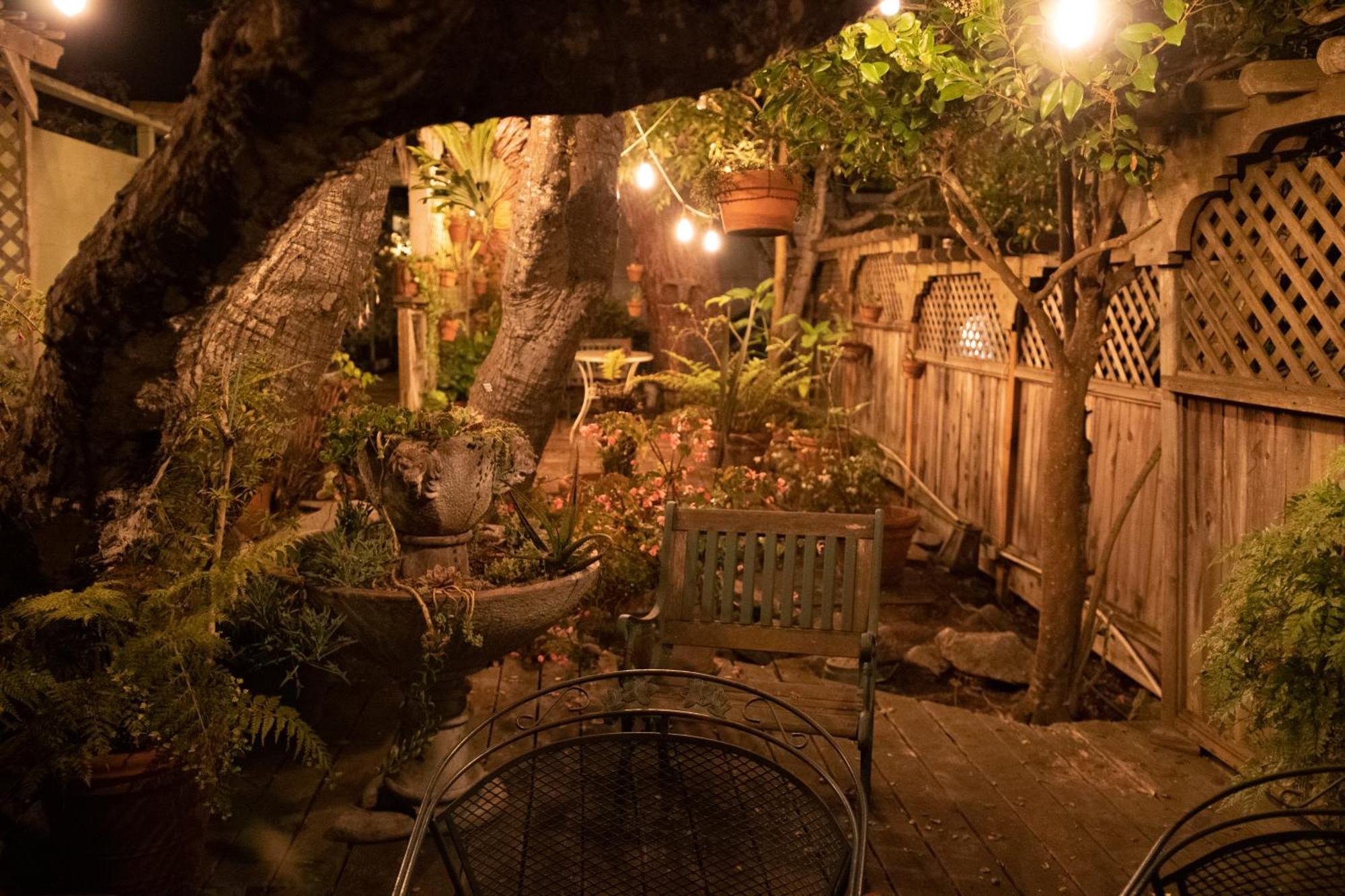Carmel Garden Inn Zewnętrze zdjęcie