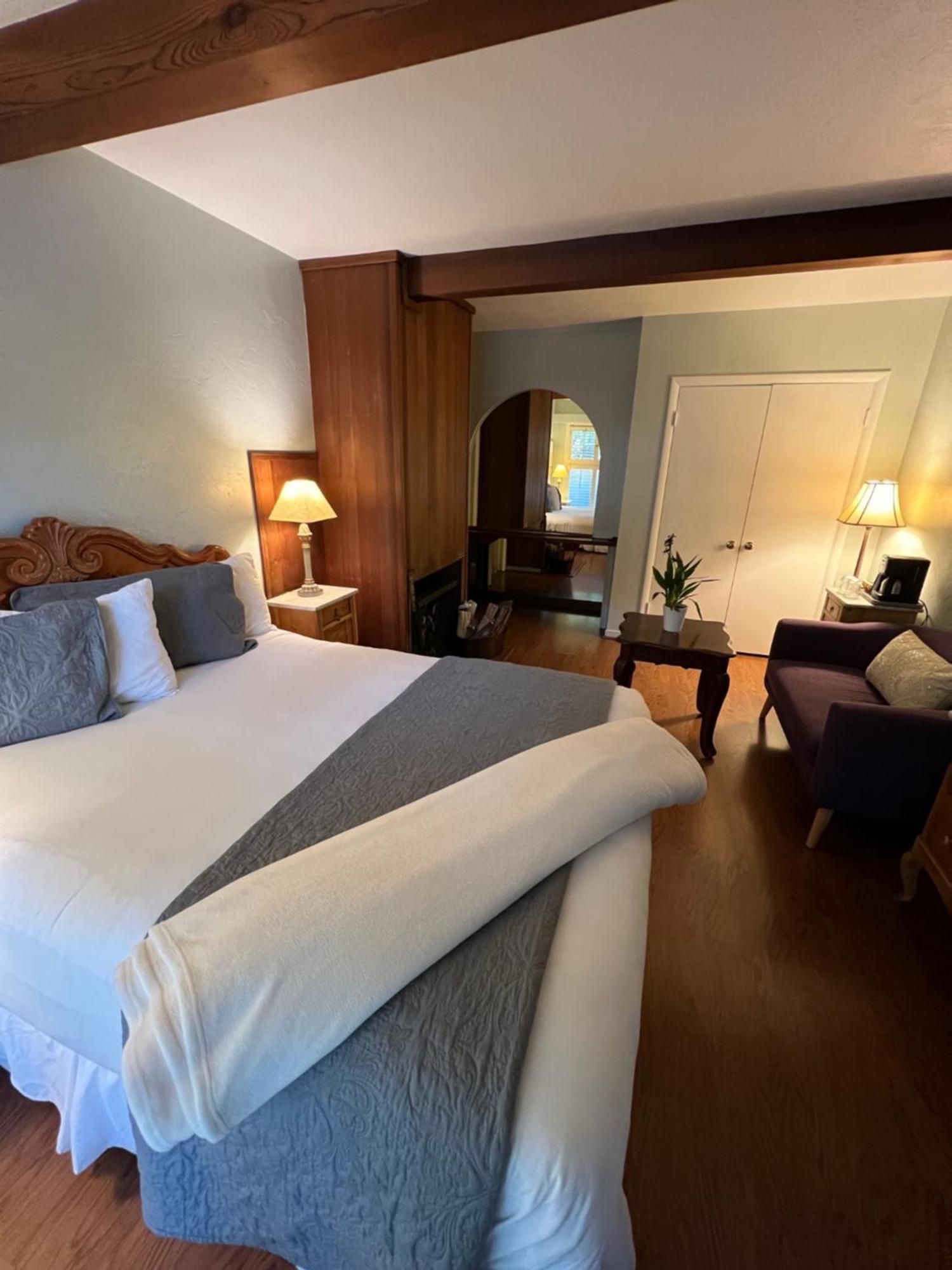 Carmel Garden Inn Zewnętrze zdjęcie