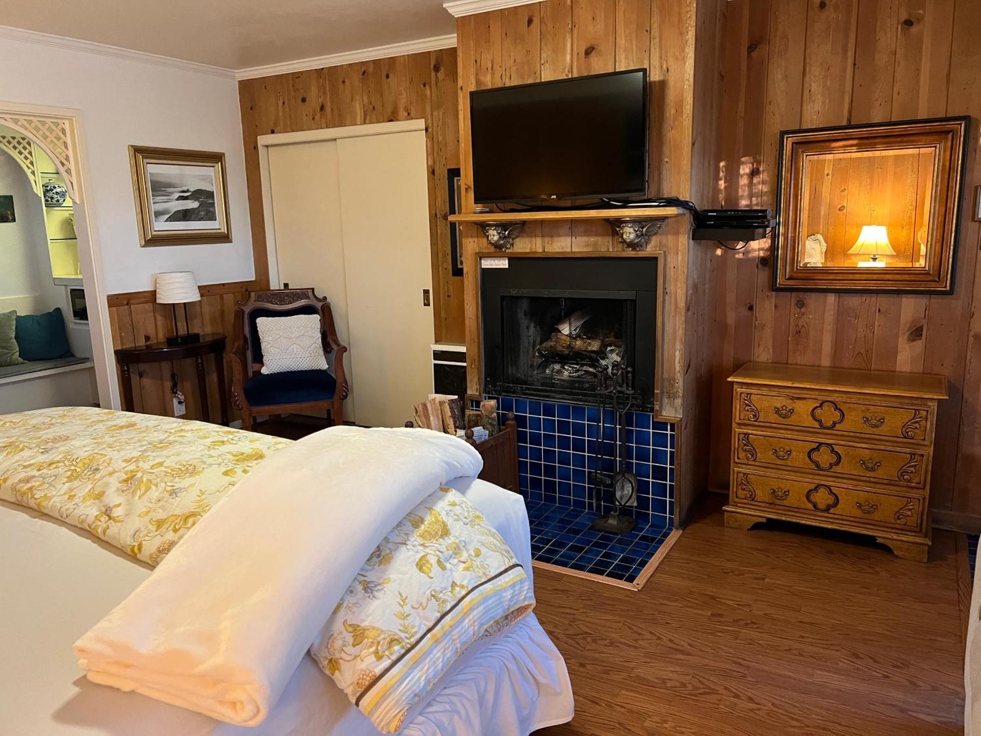 Carmel Garden Inn Zewnętrze zdjęcie