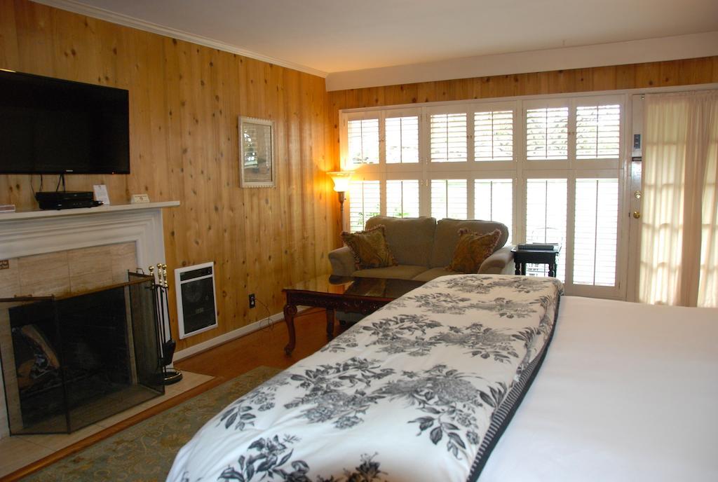 Carmel Garden Inn Zewnętrze zdjęcie